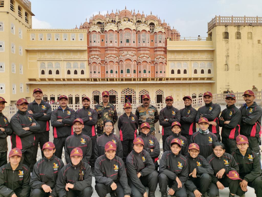 hiraltandel153's tweet photo. Beauty  of jaipur, havaimahel and jantar-mantar
#atmanirbharbharatka salt se software tak ka safar 
@HQ_DG_NCC 
@NCC_Dte_Gujarat 
@PMOIndia 
@CMOGuj 
@ArvindKapoorTYG 
@SinghVmsingh16 
@NarendraChaarag https://t.co/z6ulCfnQx8