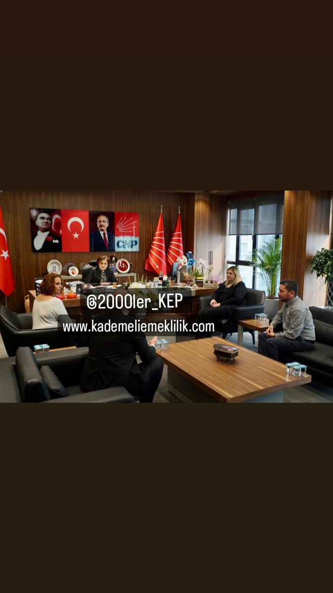 EMEKLİLİKTE ADALET DERNEĞİ ⚖️ (@emaddernegi) on Twitter photo Hak arayışımızın hızını arttırarak artık sadece twitterda değil sahada da hakkımızı aramaya başladık. CHP İstanbul İl Başkanı Sn.Dr.Canan KAFTANCIOĞLU'nu ziyarette bulunduk. Destekleri için teşekkür ediyoruz.
#2000Ler20MilyonOy
<a href="/kilicdarogluk/">Kemal Kılıçdaroğlu</a>
<a href="/Canan_Kaftanci/">Canan Kaftancıoğlu</a>
<a href="/herkesicinCHP/">CHP 🇹🇷</a> Hak arayışımızın hızını arttırarak artık sadece twitterda değil sahada da hakkımızı aramaya başladık. CHP İstanbul İl Başkanı Sn.Dr.Canan KAFTANCIOĞLU'nu ziyarette bulunduk. Destekleri için teşekkür ediyoruz.
#2000Ler20MilyonOy
<a href="/kilicdarogluk/">Kemal Kılıçdaroğlu</a>
<a href="/Canan_Kaftanci/">Canan Kaftancıoğlu</a>
<a href="/herkesicinCHP/">CHP 🇹🇷</a>