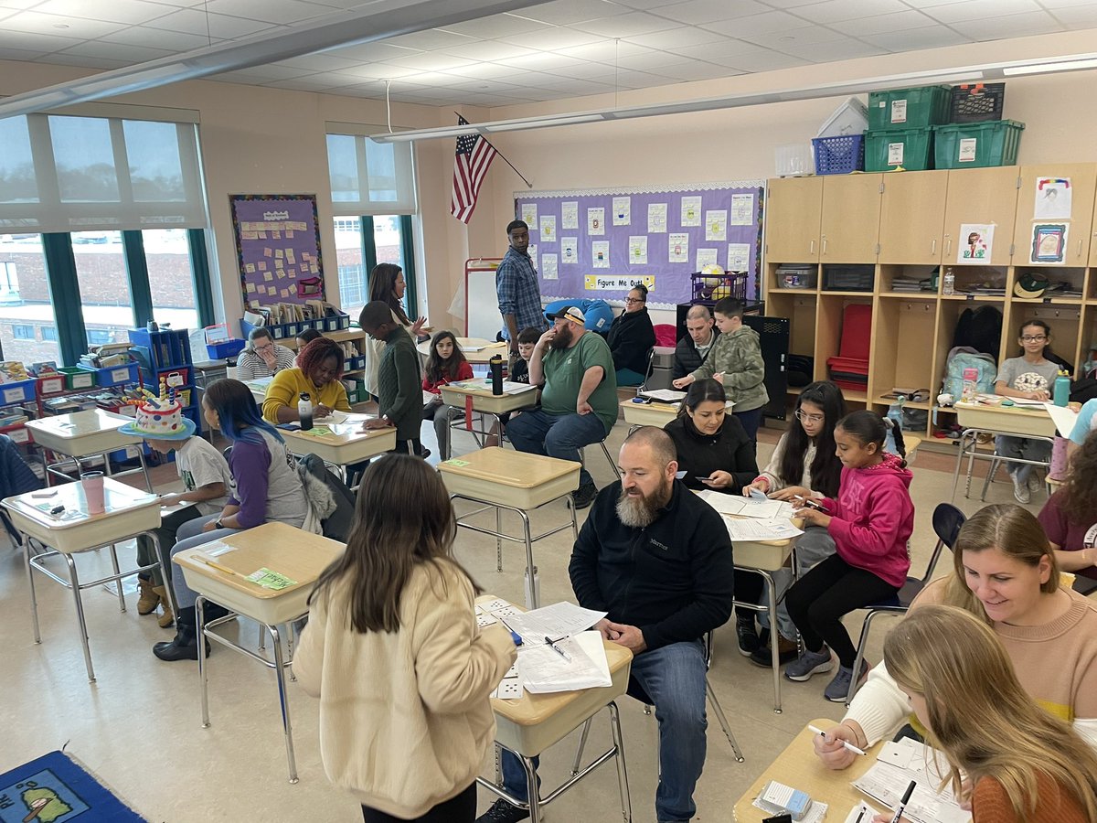 DPSAveryES's tweet photo. So great seeing so many families back in the school seeing our students at work!!

Multiplication Wrestling is no joke!!

Great job, Grade 4!!!!

@DedhamSchools https://t.co/TRMfpDxHaK