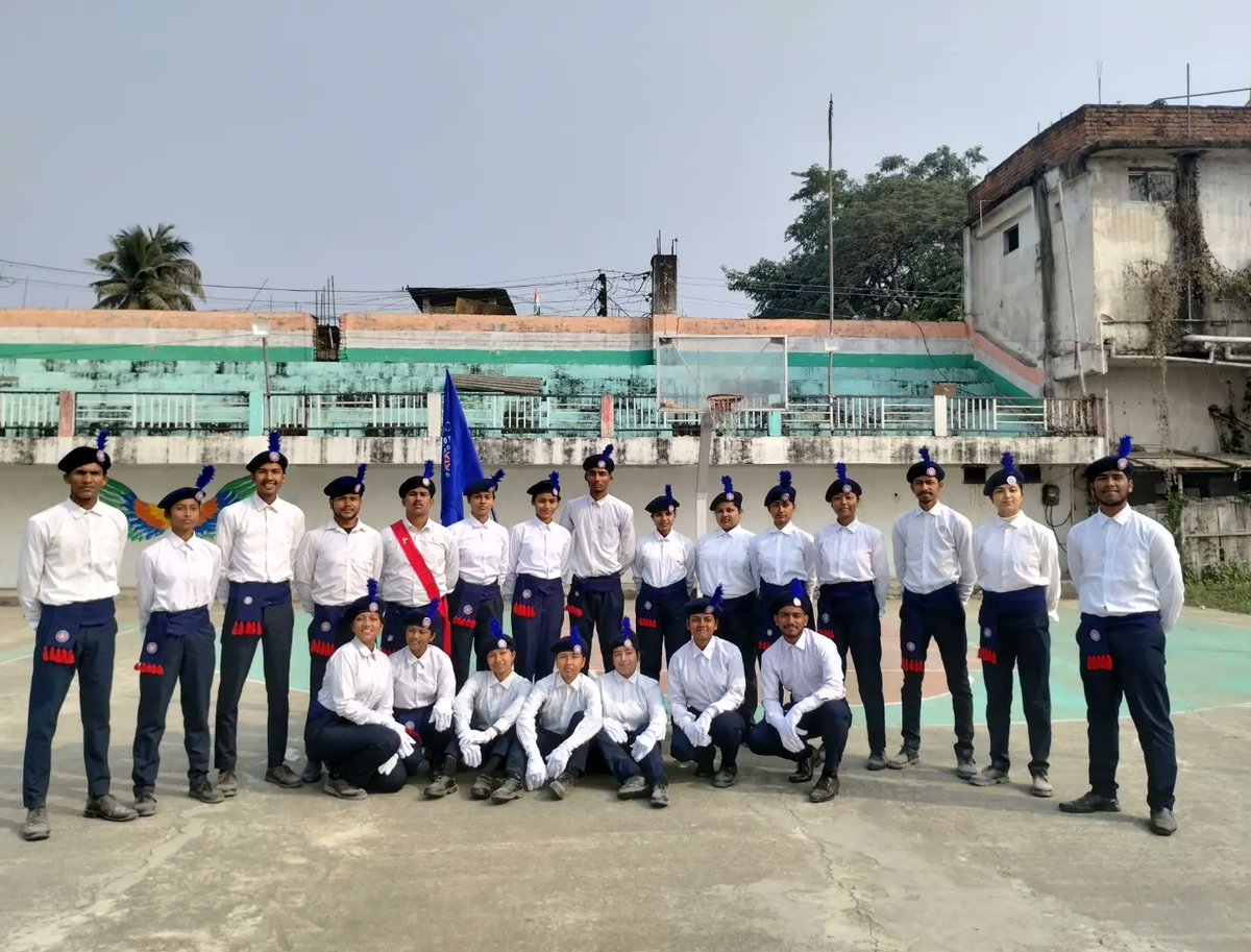 ChayanikaBora7's tweet photo. Heartfelt congratulations to the entire team of @NSSNCA1 for securing 🥇 position and also getting best platoon commander award in the 74th Republic Day parade (Non-uniform category).
@_NSSIndia @nss_rdguwahati @YASMinistry @Anurag_Office @DIPAKKU93471047 https://t.co/szlqYrgXe3