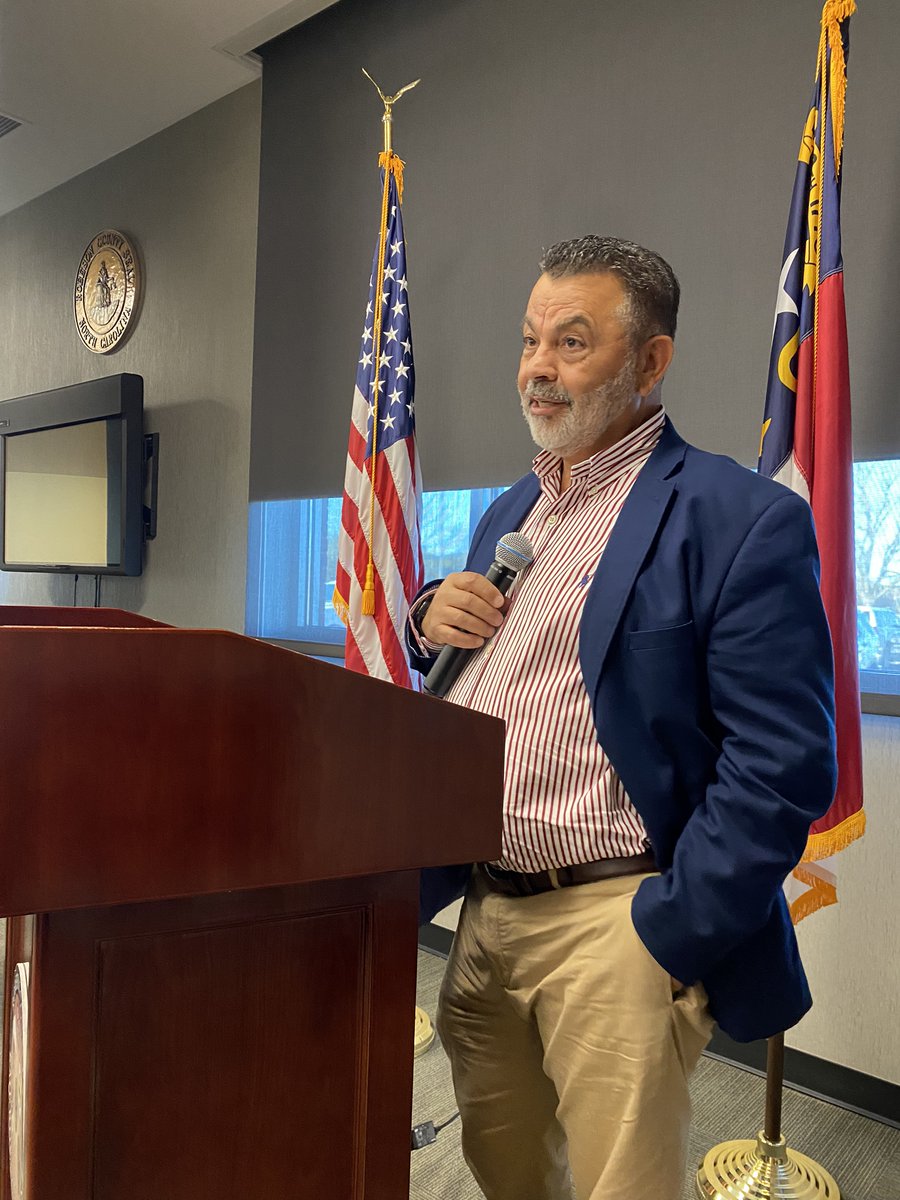 NCDOT_Fayville's tweet image. HAPPENING NOW: Members of the Robeson County Vision Zero task force kicking off its fifth anniversary in #Lumberton.
Some good news: the number of traffic deaths across the county fell by 4%, or to 66, in 2022, based on preliminary figures.
#VisionZeroRobeson