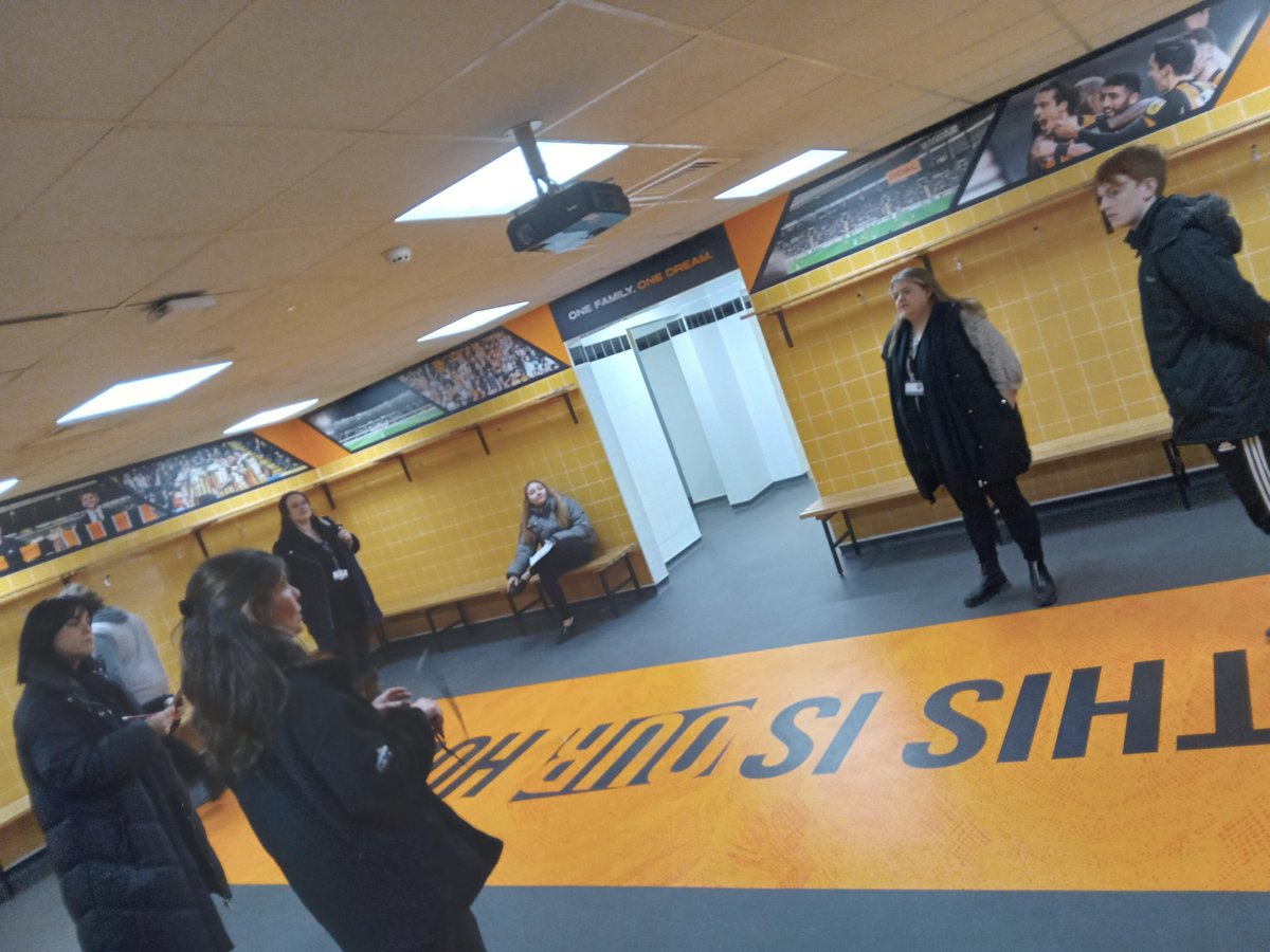 CentreSullivan's tweet image. Students @CentreSullivan &amp;amp; @boulevardcentre enjoyed their taster session at the MKM Stadium today to see the 'Run With It' programme #Localinitiatives #CommissionedPlaces #LearningInDifferentWays