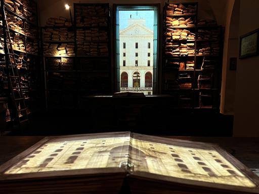 amaliocremones3's tweet photo. «Ha deliberato dispensarvi», ecco come licenziavano gli ebrei: il Cartastorie espone la burocrazia nera https://t.co/KKEni88EAs https://t.co/z2vP1jrzZ0