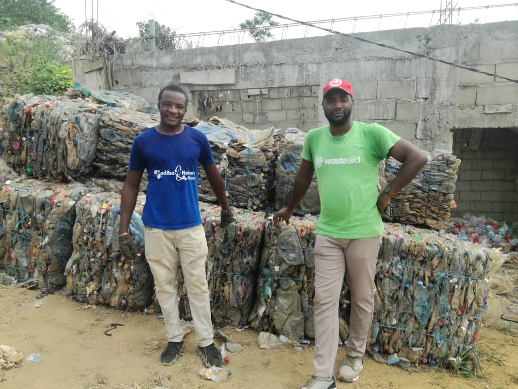 We must encourage collaboration between different civil society organizations to provide sustainable solutions to plastic pollution in Cameroon, Africa and elsewhere.  Thanks to our partner <a href="/WasteAid/">WasteAid</a> for this collaboration with us <a href="/Madiba20161/">@Madiba&Nature</a>.