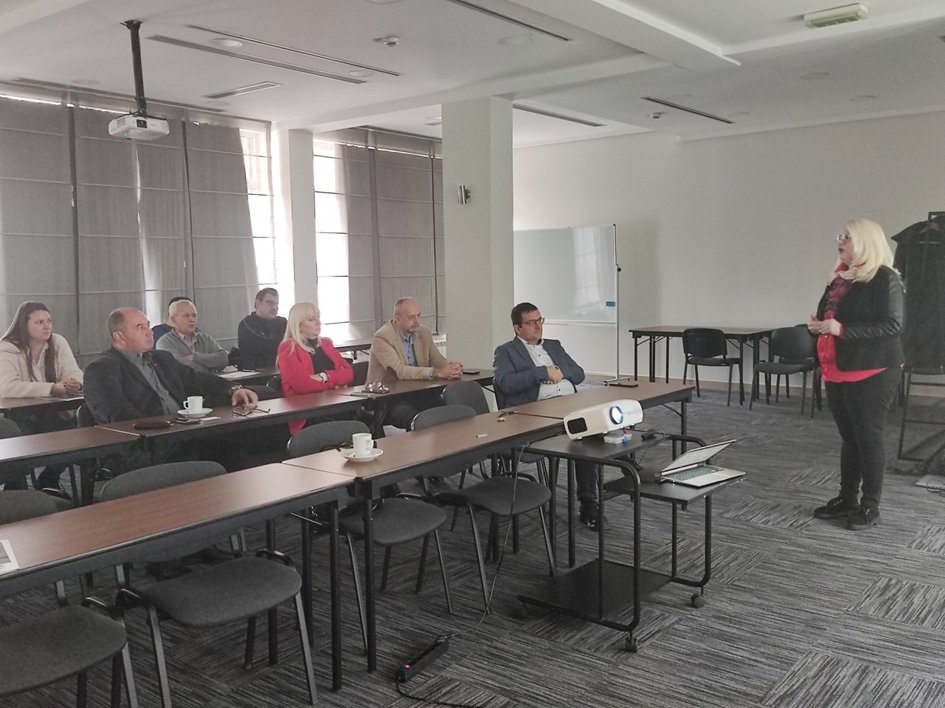 inSITEProj (@insiteproj) on Twitter photo Gorazd Žibret (researcher at the Geological Survey of Slovenia-GeoZS, presented <a href="/INSiteProj/">inSITEProj</a> to the representatives of the Serbian government and other experts from the mining industry.
+info2: reco2mag.rgf.bg.ac.rs/index.php/2022…
(images source)
<a href="/INESCTEC/">INESC TEC</a>
<a href="/EITRawMaterials/">EIT RawMaterials 🇪🇺</a> Gorazd Žibret (researcher at the Geological Survey of Slovenia-GeoZS, presented <a href="/INSiteProj/">inSITEProj</a> to the representatives of the Serbian government and other experts from the mining industry.
+info2: reco2mag.rgf.bg.ac.rs/index.php/2022…
(images source)
<a href="/INESCTEC/">INESC TEC</a>
<a href="/EITRawMaterials/">EIT RawMaterials 🇪🇺</a>