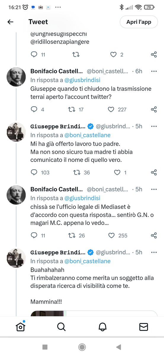 Brindisi un giornalista VERGOGNOSO.
Querelare questo imbecille mi pare il minimo.