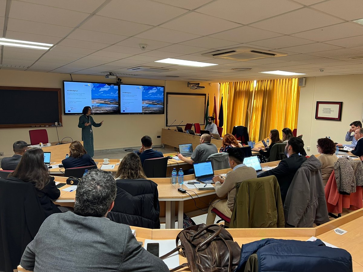 HYBRIDplus_EU's tweet photo. #HYBRIDplus has gathered up again in Seville for the 1st GA with the presence of : @unisevilla, @UniversitatLlei @KTHuniversity, Build to Zero, SEICO Heizungen GmbH, Deutsches Metallfaserwerk &amp; @R2MSolution France.
Read more: https://t.co/GqeFErRirE https://t.co/mxHSFQlyWb