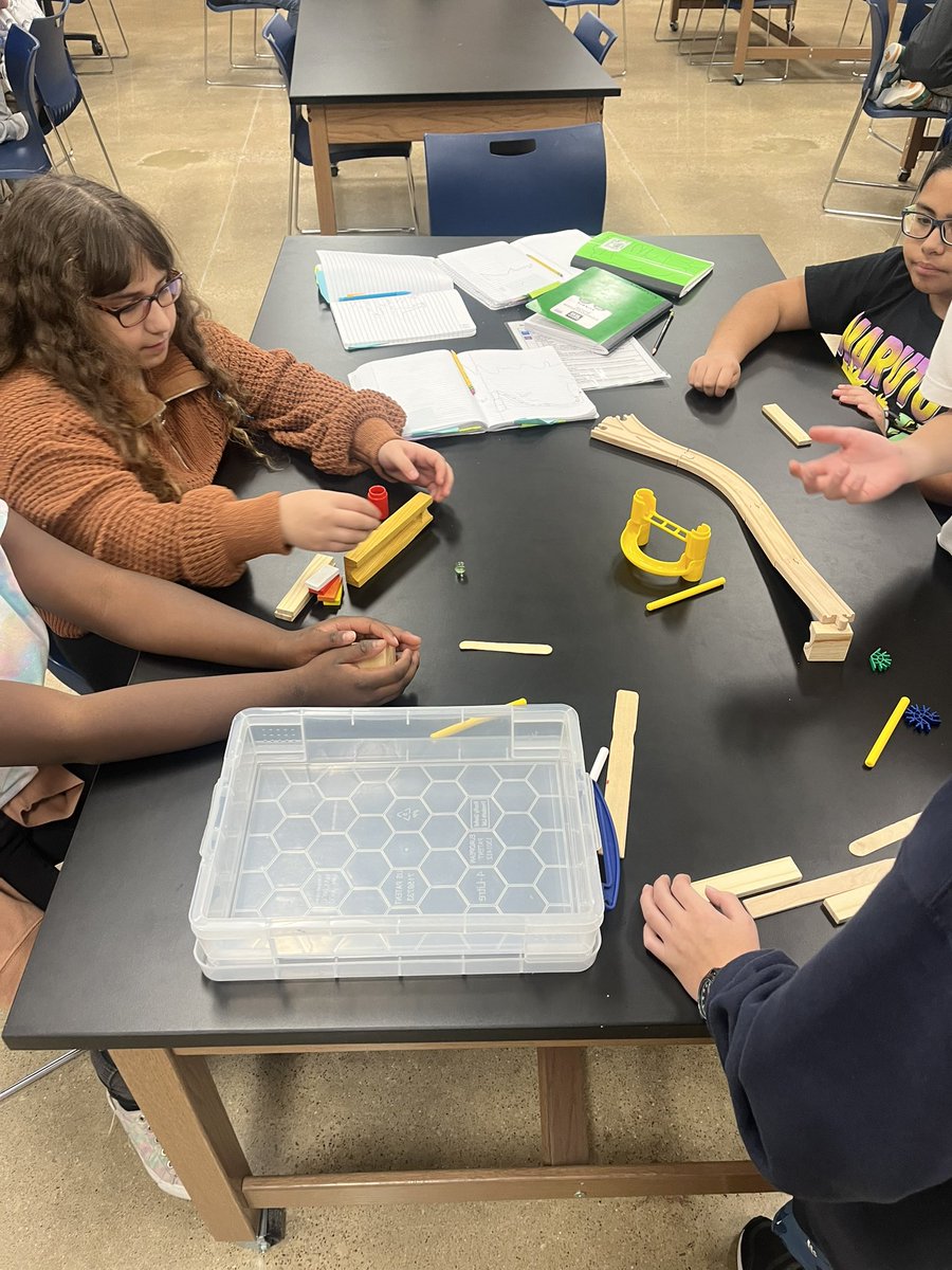 Using engineering designs to create a rollercoaster. So fun! Thank you <a href="/steamk8/">Allen ISD STEAM Grades K-8</a> #20yearsME <a href="/MarionMavericks/">Marion Mavericks</a> <a href="/dewittmarion5/">DeWittMarion</a>