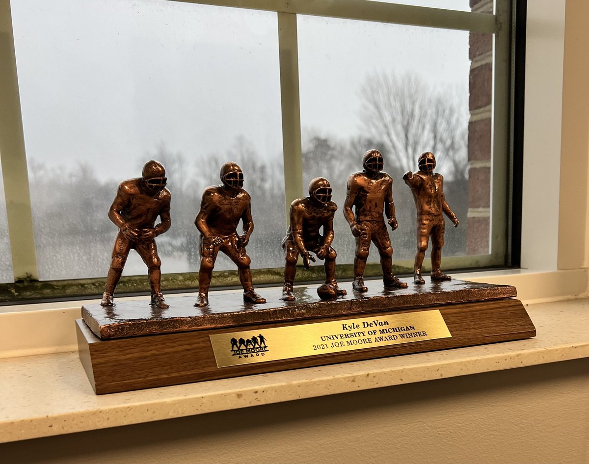 Kyle DeVan tweet media