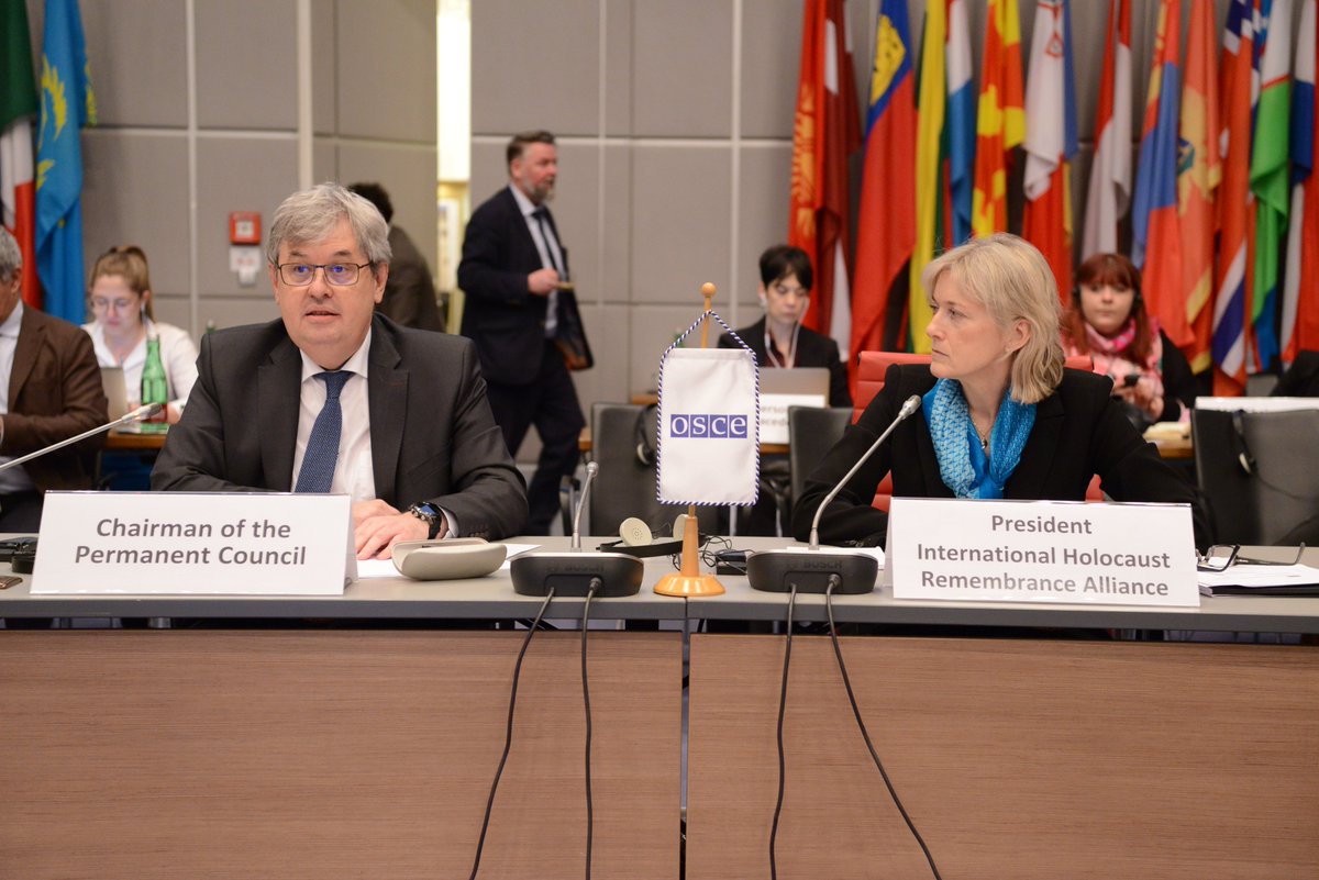 Grateful to CiO 🇲🇰 for inviting <a href="/TheIHRA/">IHRA</a> Chair <a href="/ann_bernes/">ann bernes</a> to the OSCE. Combating racism &amp; the fight against antisemitism is a 🇸🇪 national &amp; international priority. OSCE's work to assist States' implementation of commitments is valuable.  

#HolocaustRemembrance #WeRemember