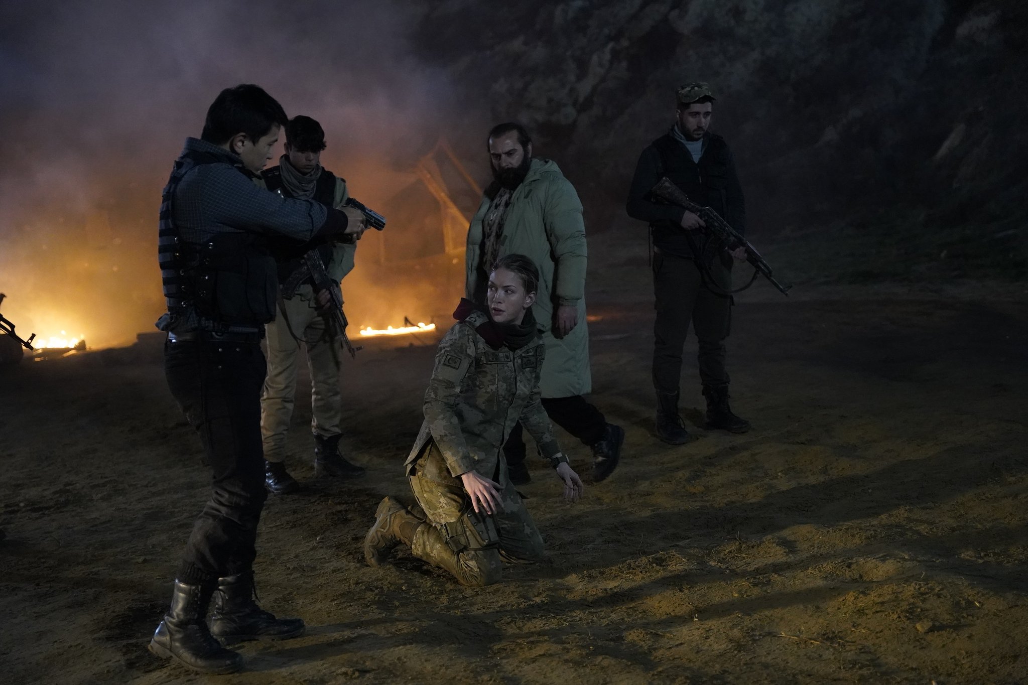 FnaIofCWIAEulPW?format=jpg&name=large