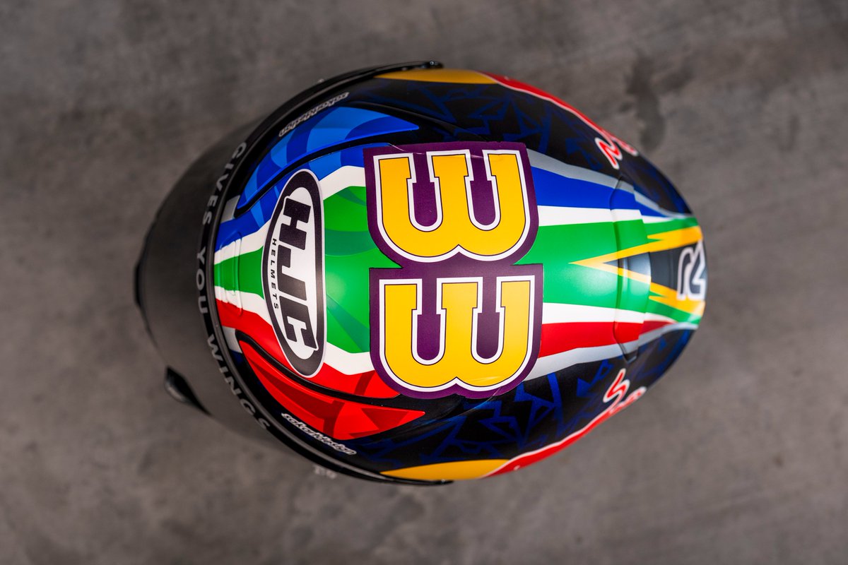 KTM_Racing's tweet photo. We may be biased but we think @BradBinder_33's helmet might just be one of the nicest on the grid. 🇿🇦 https://t.co/8Zs4dirLtt