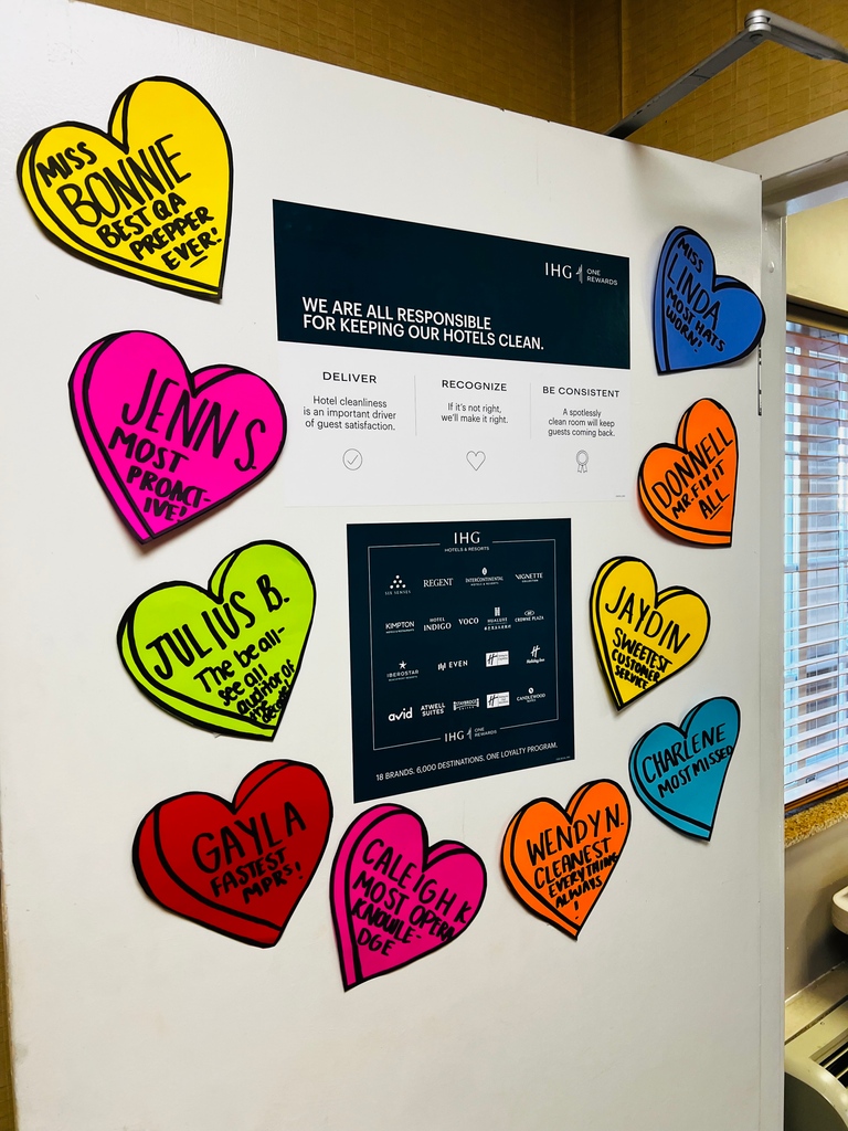 Happy National Compliment Day! GM Jess at Candlewood Suites Winchester took a moment to recognize each team member for their unique contributions💛

#hawkeyehotels #candlewoodsuites