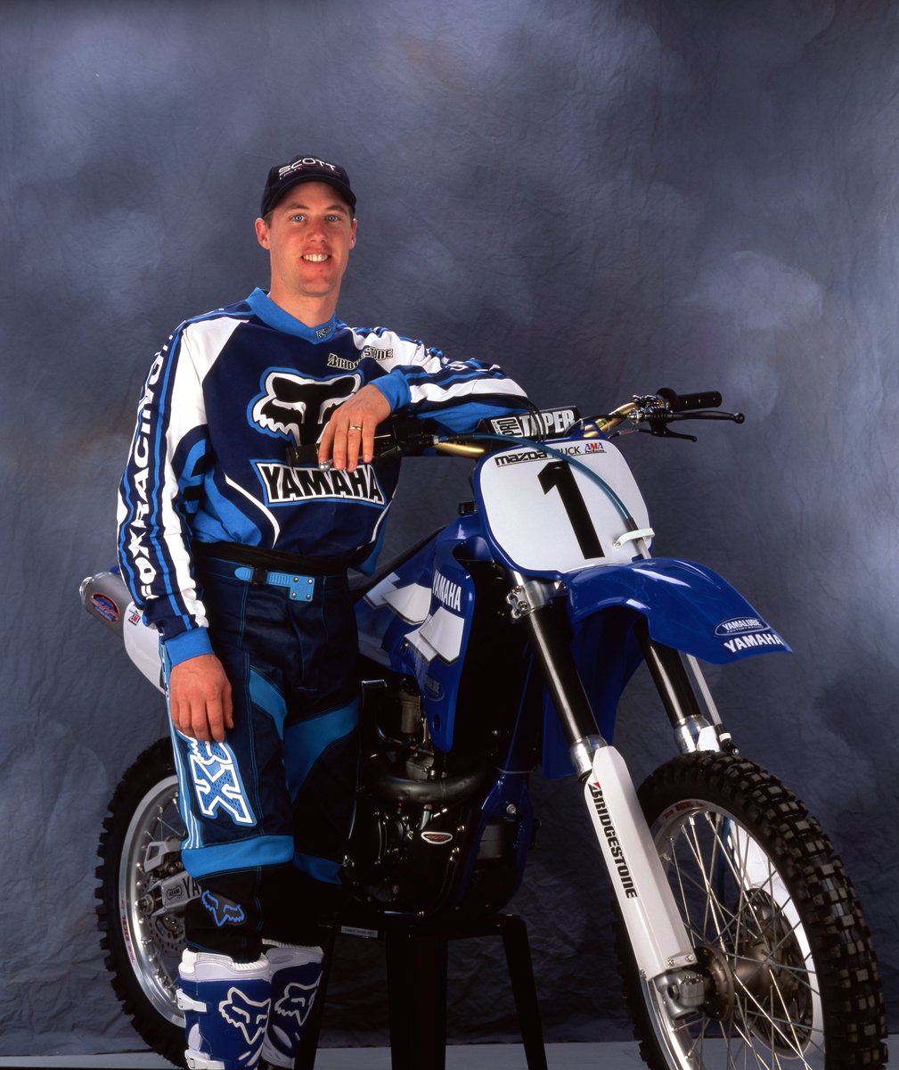 RiderFiles's tweet photo. A wonderful studio shot of Doug Henry after he won the AMA 250cc (now 450) Motocross Championship and was named Cycle News Rider of the Year for 1998 (Kinney Jones photo) #DougHenry #motocross #AMAMotocross #Yamaha #No1Plate #MotocrossChamp #KinneyJones #FujiVelvia #mediumformat https://t.co/93Sc3oriZK