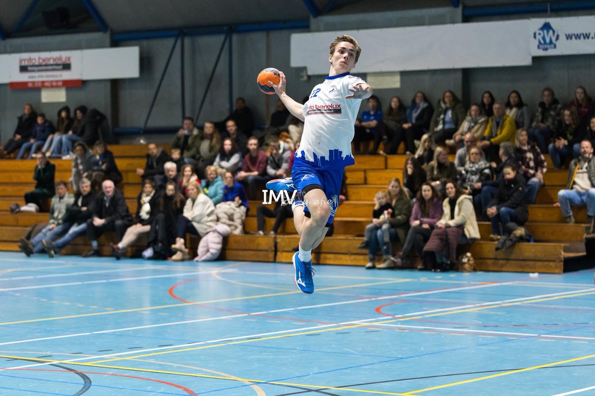 TWAN KLOMPÉ ZIET WINSTKANSEN VOOR HELLAS IN TOPPER TEGEN BFC 🏅

Lees het hele artikel van Peter Lotman op onze website: ow.ly/44nV50MB8MN
📸 <a href="/imvfotografie/">ilja</a>