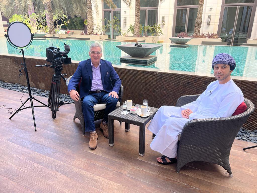OmanSportsTV's tweet photo. تتابعون غداً الجمعة لقاءً صريحاً مع برانكو إيفانكوفيتش مدرب منتخبنا الوطني الأول لكرة القدم عند الساعة 1:10 ظهراً، يجيب في الحلقة على الكثير من الأسئلة : 
كيف تعامل المنتخب مع الأحداث التي سبقت النهائي أمام العراق؟
ما هي أسباب المستوى الفني غير المقنع في دور المجموعات؟
( يتبع ) https://t.co/N2e16yTdy8