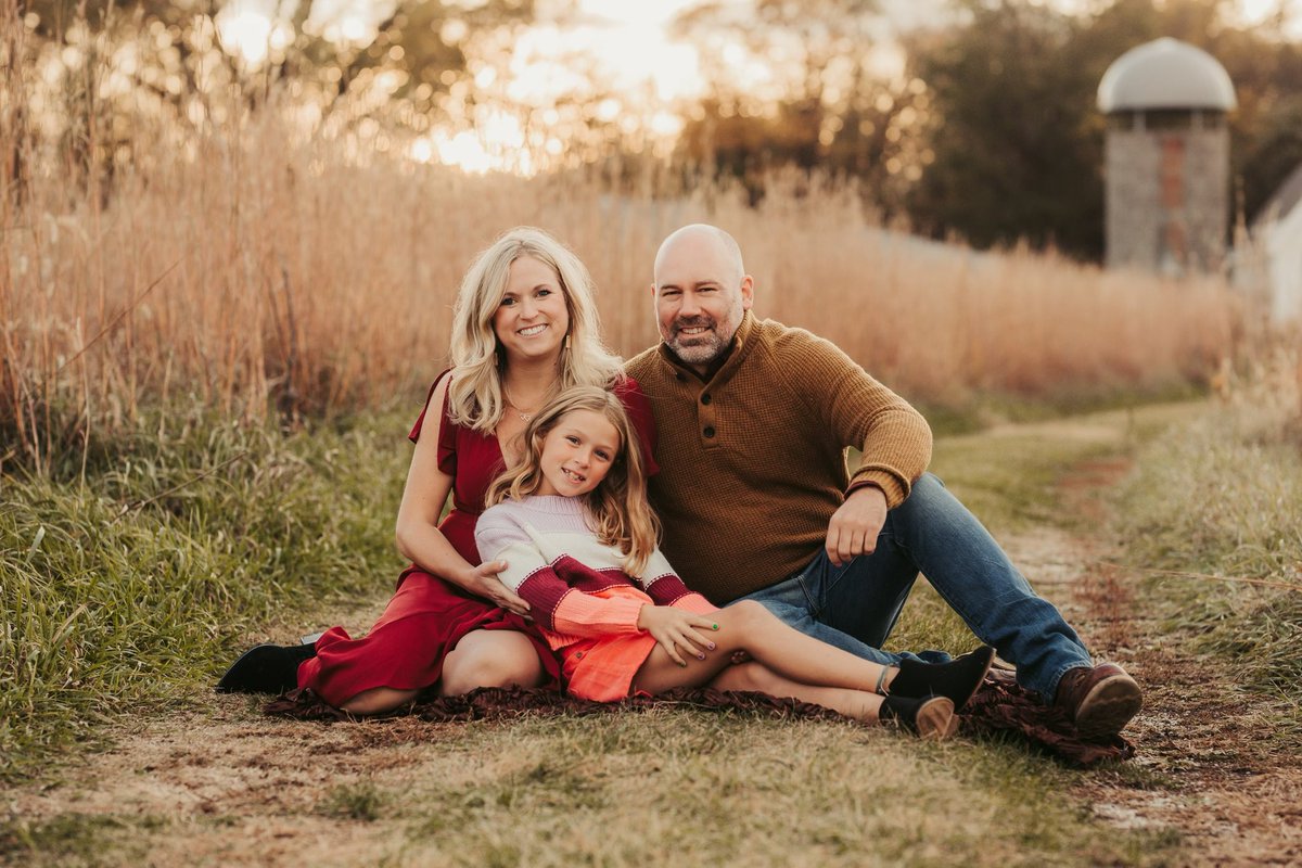 NebraskaCRNA's tweet photo. 🌟CRNA Spotlight🌟
Valerie Shaw was inspired by a CRNA during a crash c-section she observed during her OB rotation in nursing school. The CRNA was cool, calm &amp; collected. Now Valerie is bringing that composure to her patients in rural Pender, NE   #crna #crnaweek #aanaphotos https://t.co/ac7dysCME2