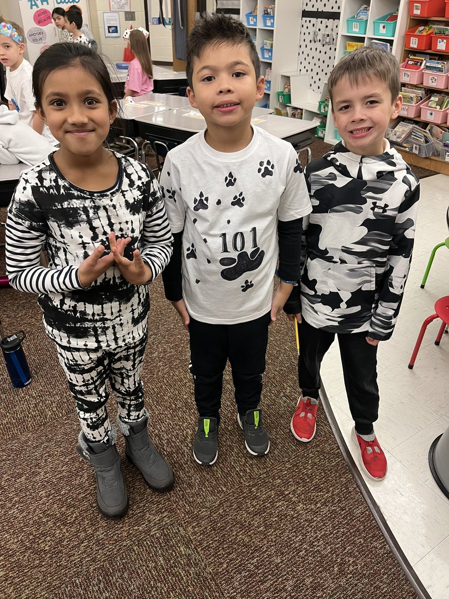 Happy 101st Day of School!! <a href="/PrairieTrace1/">Prairie Trace</a> <a href="/myccs/">Carmel Clay Schools</a>