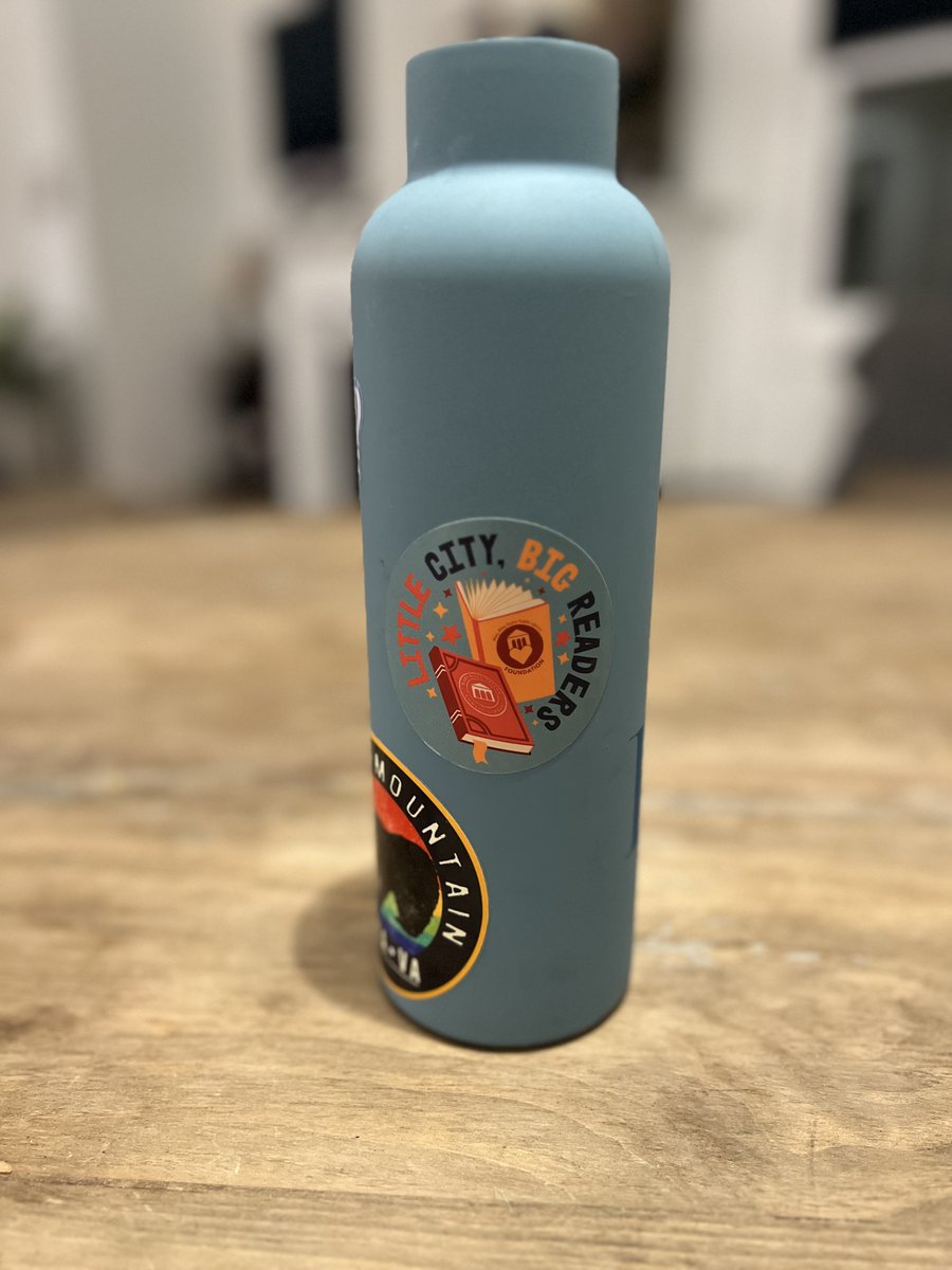 If you donated to the MRSPL Foundation in '22 or '23, you are welcome to a free "Little City Big Readers" silicone sticker. You can pick up your sticker from the Foundation's display near the elevators upstairs.

Not a current donor? Give $1, and then choose your sticker!