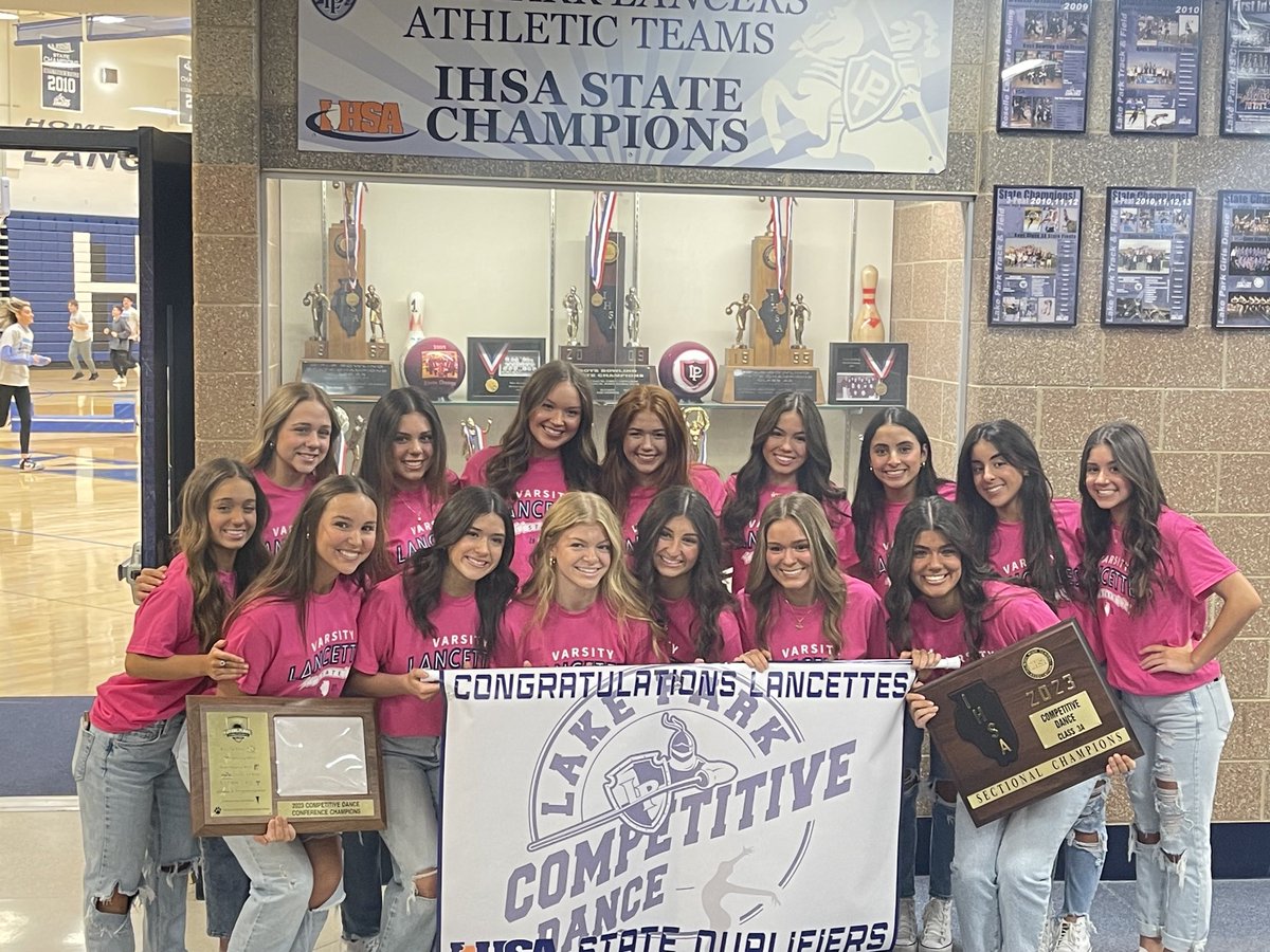 RicoBrode's tweet photo. Sending our Lancettes off down State to compete, yet again, in the IHSA State competition for competitive dance. They are incredible!!!!! Make us proud like you ALWAYS do! #LPPride #LPAthletics #IHSA https://t.co/EYLyf1fxaw