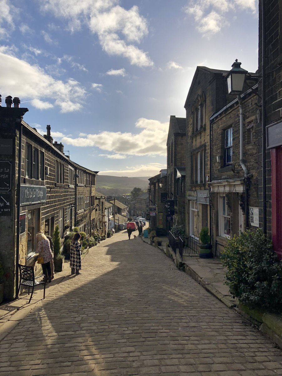 RowanP_86's tweet image. First part of trip to Howarth today! With added chicken running away from me! 😂 #Howarth #Yorkshire