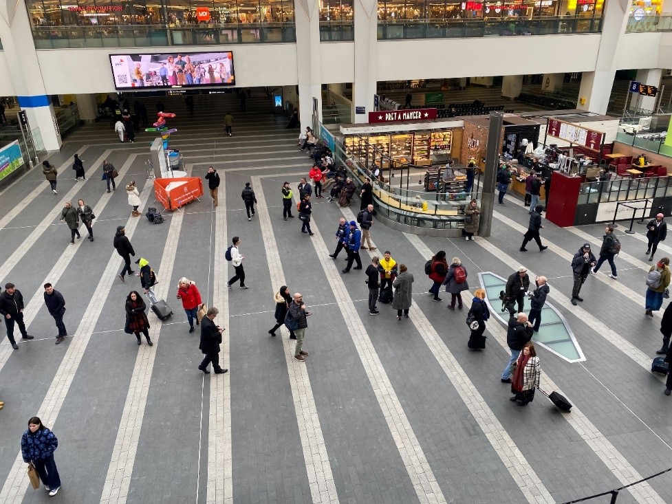 Day 4 of #NeighbourhoodPolicingWeek officers from Birmingham NPT have again been conducting hi-visibility and plain clothed patrols around the network. 
Can you spot us 👀? 
No! 
Neither can the criminals #Guardiansoftherailway 
Text us if you need us 📲61016