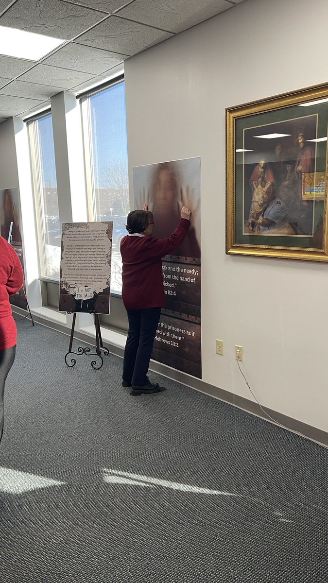 LtcDanJ's tweet image. Proud of our team for raising awareness regarding the world of human trafficking and how the Army is seeking to combat this horrible mistreatment of people.