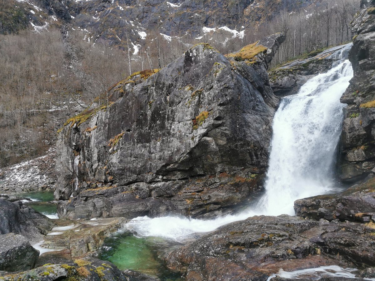 26 nomination candidates found between Ulvik and Osa. So much scenery. I managed to hike a very scary trail that was mined out of a rock wall
