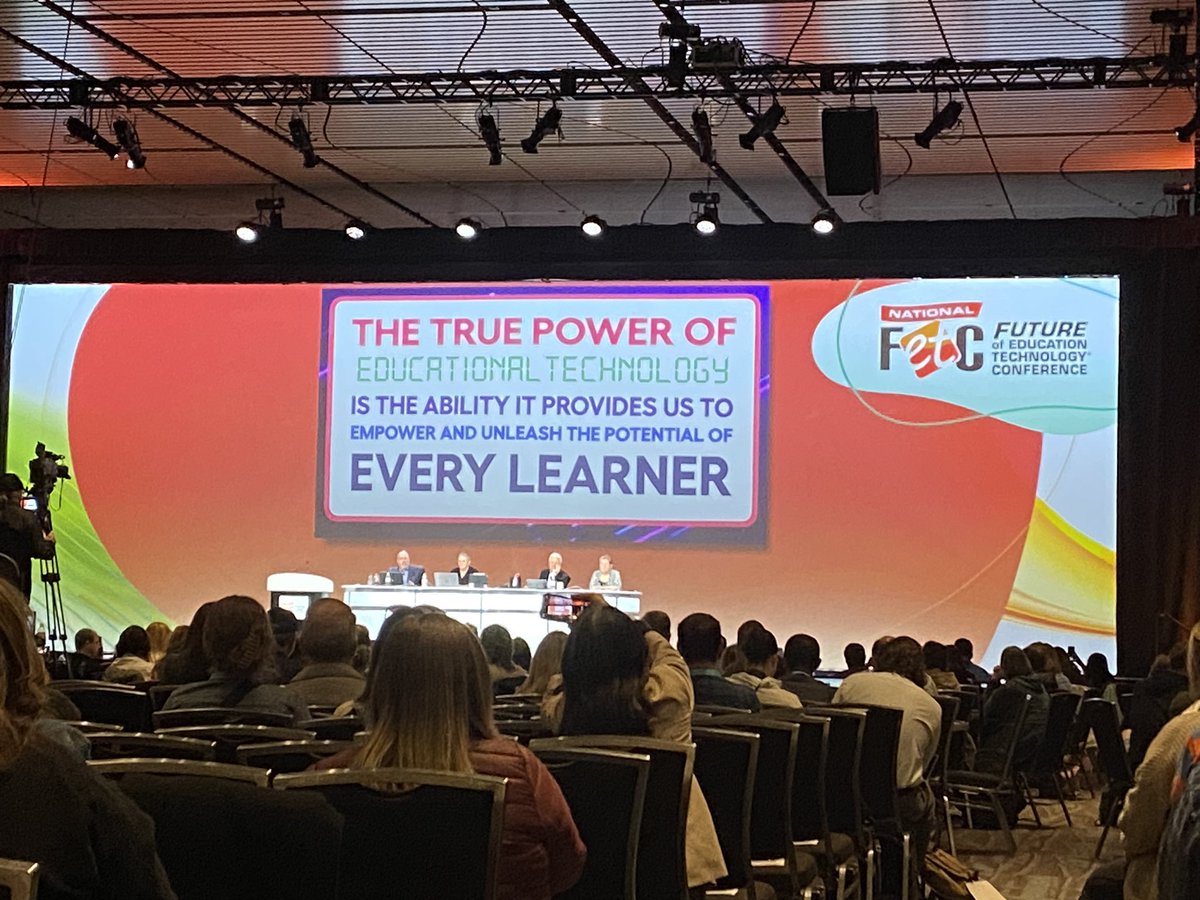 Tech share live at #FETC23 so fun!! <a href="/lesliefisher/">Leslie Fisher</a> <a href="/HallDavidson/">HallDavidson</a> <a href="/adambellow/">Adam Bellow</a> @kathyschrock bringing all the info 😍
