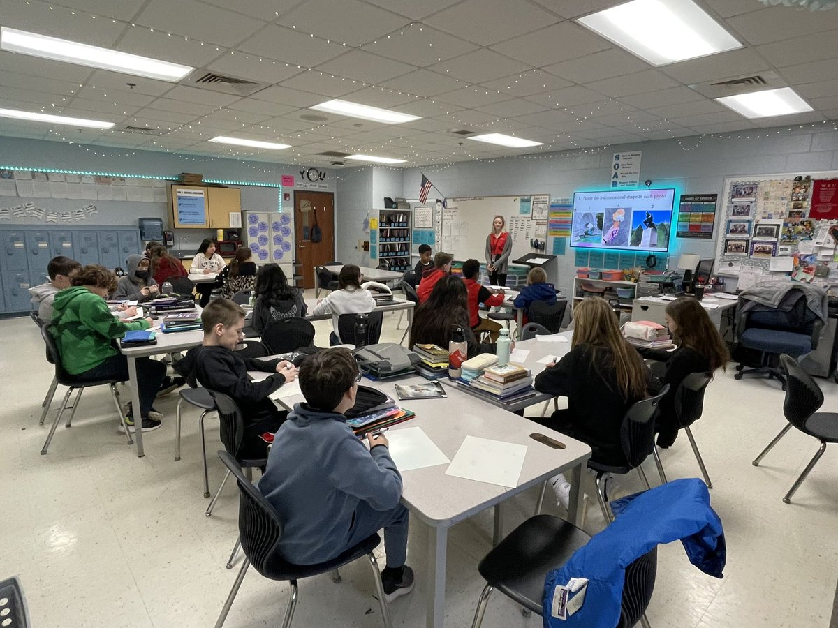 We were so excited to meet and learn from our WKU student, Ms. Withers, yesterday! <a href="/AlvatonElem/">Alvaton Elementary</a> <a href="/WKUmartin/">Stephanie Martin</a>