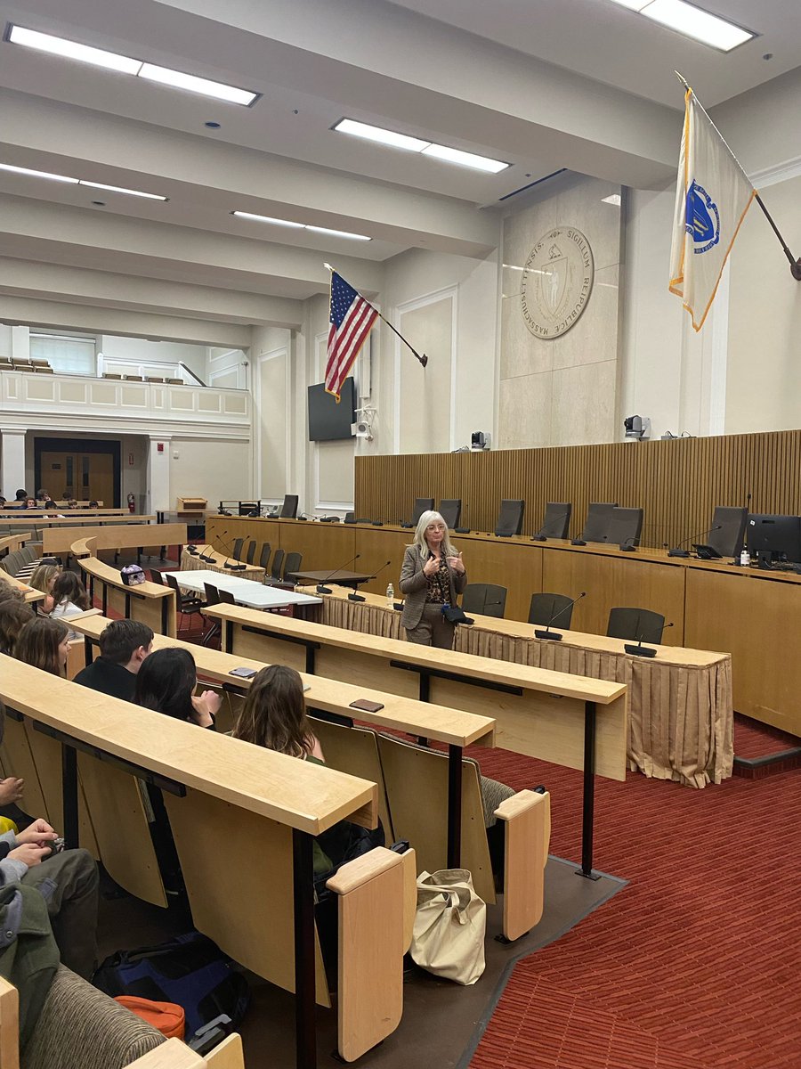 SenSusanMoran's tweet photo. It was a pleasure to be able to speak with @FalmouthAcademy’s freshman class with @RepDylan! These bright students came prepared to talk shop on a number of the big issues facing their communities. #mapoli https://t.co/kyxfZsCtBR