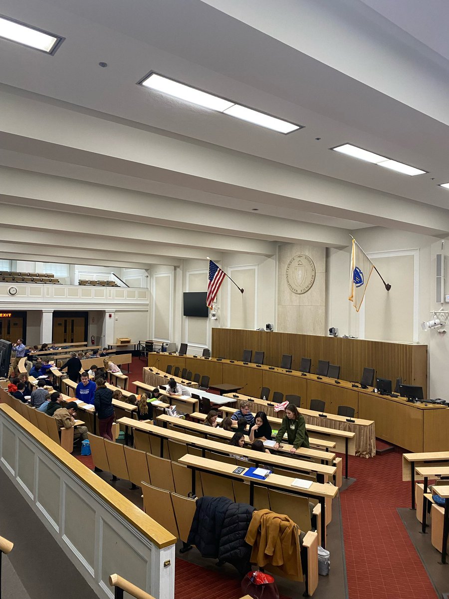 SenSusanMoran's tweet photo. It was a pleasure to be able to speak with @FalmouthAcademy’s freshman class with @RepDylan! These bright students came prepared to talk shop on a number of the big issues facing their communities. #mapoli https://t.co/kyxfZsCtBR