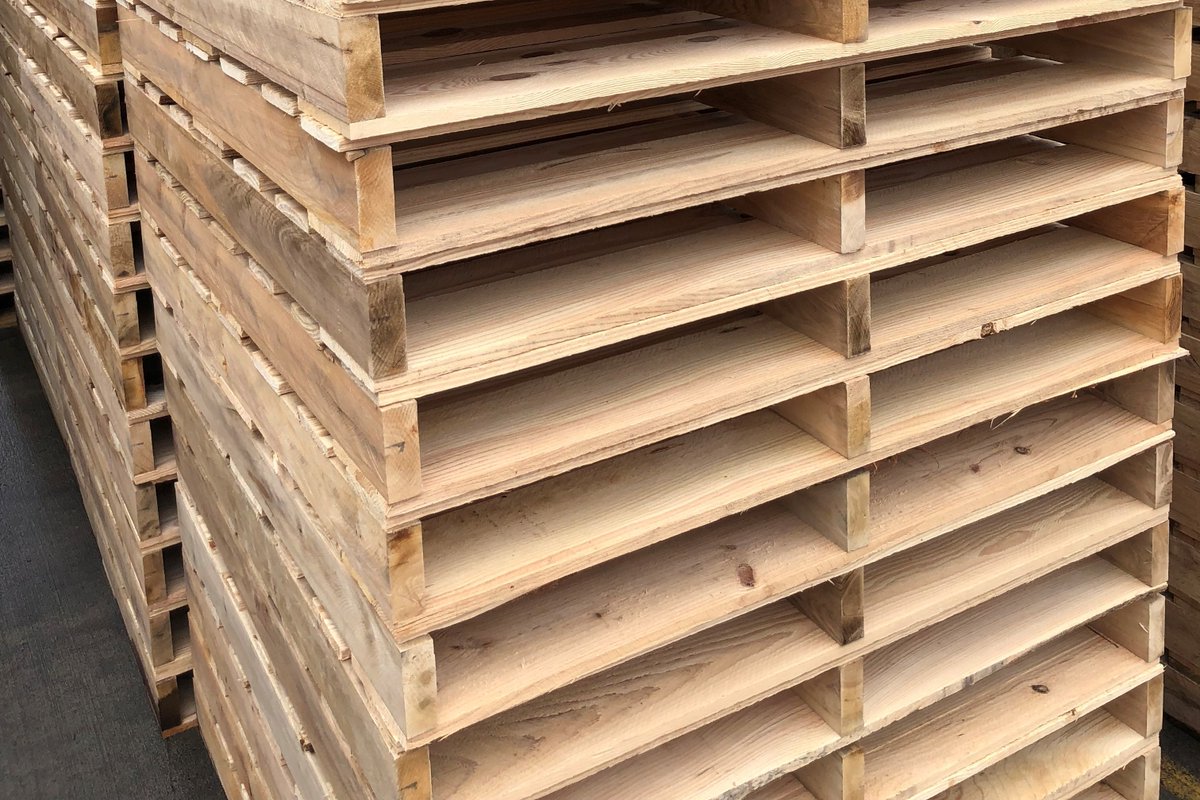 CPULD's tweet photo. Dr. Laszlo Horvath has received a grant to investigate the current status of wooden pallet manufacturing and recycling. A survey will be used to gain insights into the market. Read more: https://t.co/7DCSHDpFtg
#vt #palletlife # #CPULD #handsonhokies #CPULDNews https://t.co/ZbcoVaCz2Z