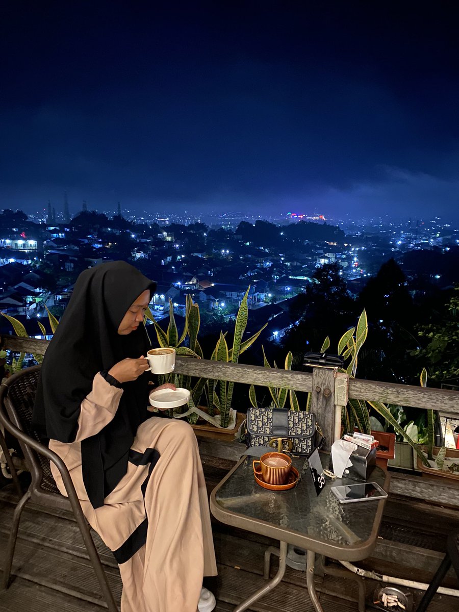 Andi Tita Harnita tweet media