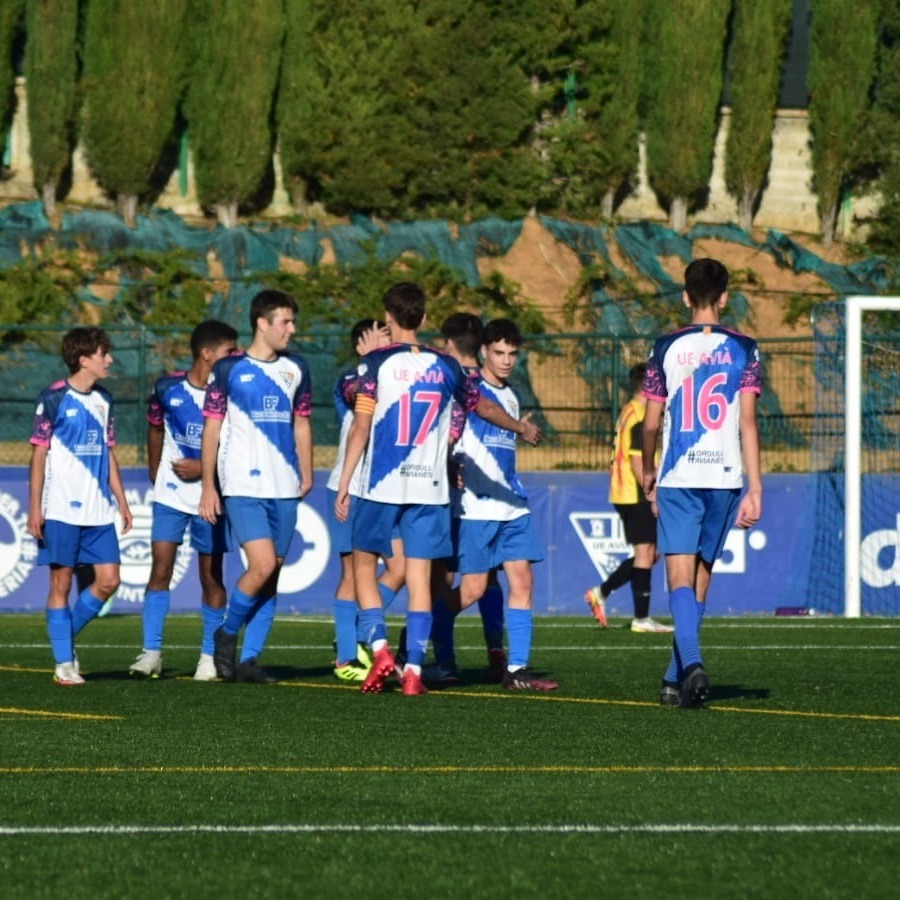 Desmarka't tweet media