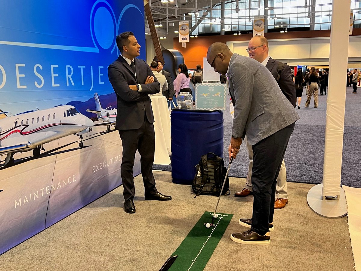 palmspringsjet's tweet photo. We had a busy Opening Launch and Day 1 of #SDC2023 in Nashville, TN. It was great to catch up with our aviation colleagues, vendors, customers, and new contacts, who visited us at booth #514. The putting green, swag, & #buzzbox cocktails were a great hit! #desertjet #bizav #nbaa https://t.co/kiDBogTTV2