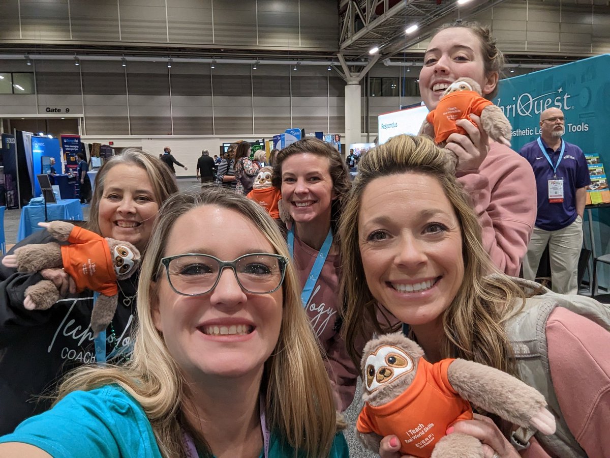 alicekeeler's tweet photo. ❤️❤️ sharing @EVERFIK12 sloths with my friends 

@dcsctc
@ctselmore
@tinastretter2 #fetc https://t.co/H9gcG5BOL3
