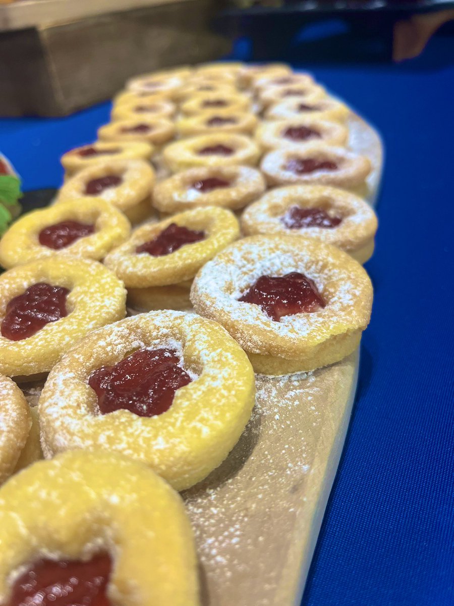 HolroydHoweLadyBarn tweet media