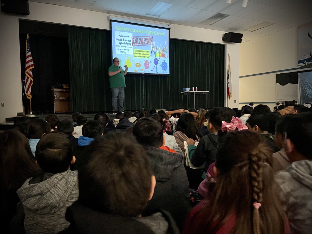 Thank you, ⁦<a href="/DrGregMcWhorter/">Dr. Greg McWhorter, CCTO</a>⁩  for helping our Thunderbirds SOAR with Digital Citizenship! ⁦<a href="/TreAdamsVVUSD/">Tre Adams</a>⁩ ⁦@ValVerdeUSD⁩ ⁦<a href="/ValVerdePBIS/">VVUSD_PBIS</a>⁩