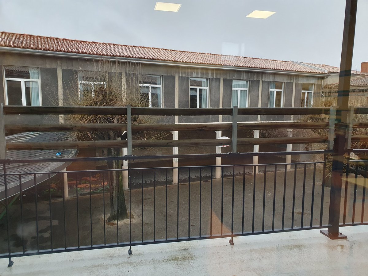 #EQ10 #Twoulipo #ParLaFenetre