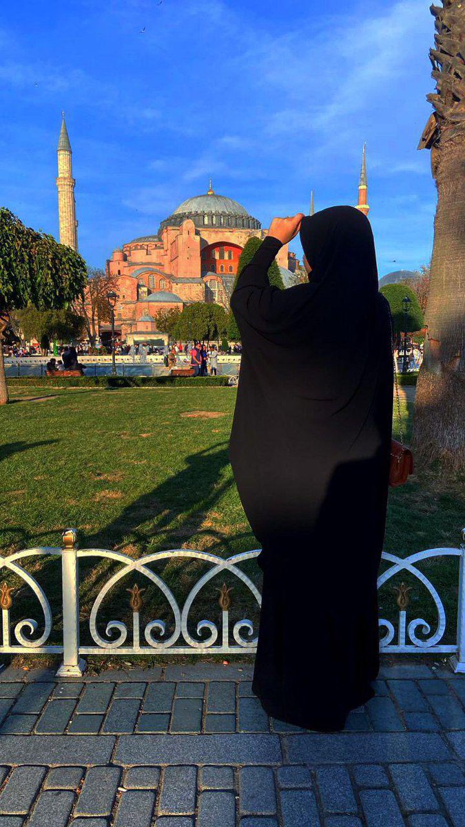 Sultan Baş Afgan Çarşaf Modelimiz Müşteri Memnuniyeti
Ürün hakkında detaylı bilgi almak ya da sipariş vermek için DM'den iletişime geçebilirsiniz. 🌻

#çarşaf
#peçe
#cilbab
#ferace
#örtü
#butik
#çarşafışerif
#tesettür
#afgançarşaf
#çarşafdikimi
#özeldikimçarşaf
#hijab
#niqab