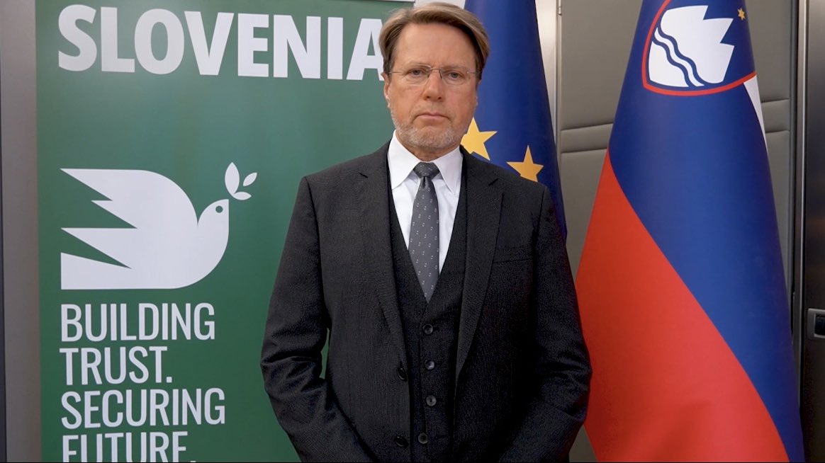 MZEZ_RS's tweet photo. State Secretary @Samuel_Zbogar addressed a seminar titled “#Slovenia & IDB: opportunities in the LAC”, co-organised by @MZZRS 🇸🇮 as part of #LACDays 2023.
1/2 https://t.co/eAzCwYomac