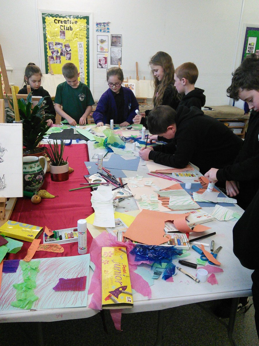 QuayAcademy's tweet photo. #makeandcreate @NationalGallery @DRETnews @Dret_Enrichment @QuayPrincipal Art clubs second task was inspired by Make and Create: a collage inspired by Henri Rousseau - some fantastic creativity https://t.co/WtfdsO8Vko