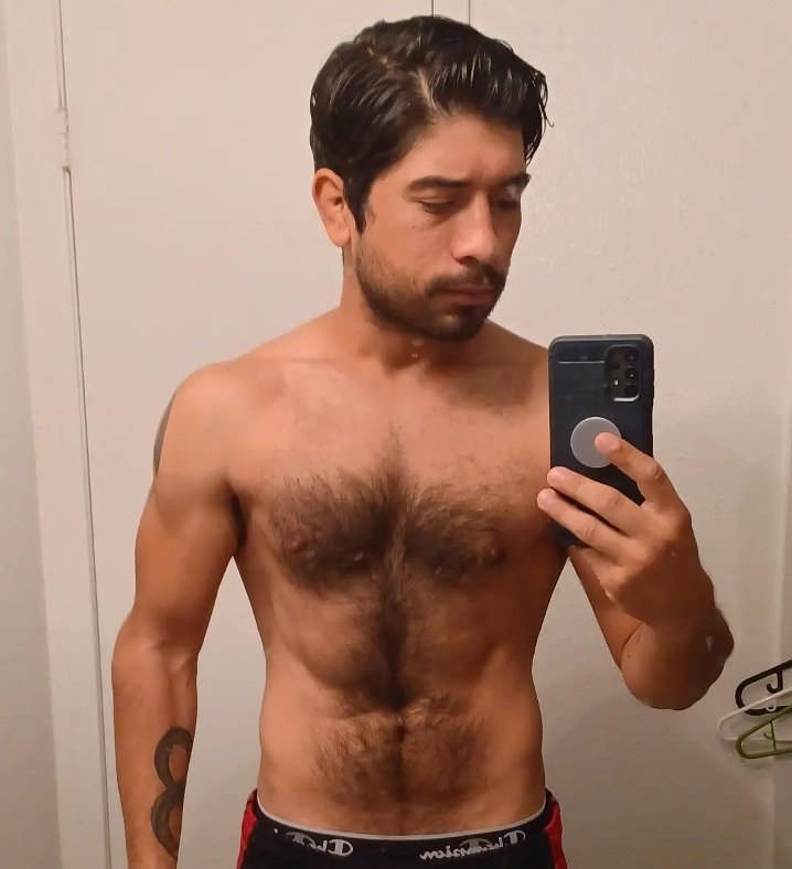 fight_nerdy's tweet image. Adding battle ropes and pull ups to my runs really helped with toning up. Body feels incredible right now.
#bodyprogress #bodypic #veganfit #fitness