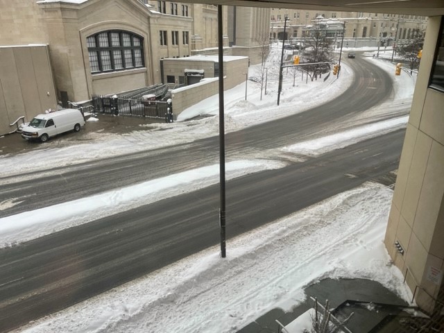 couillardf's tweet image. Major roads are clear in #Ottawa- Good luck to all the courageous optometrists converging on the city from Canada and the USA for the annual Optometric Leaders Forum! Looking forward to rich conversations about #AI #Teleoptometry. Will use this handle: #OLF2023  @CanadianOpto