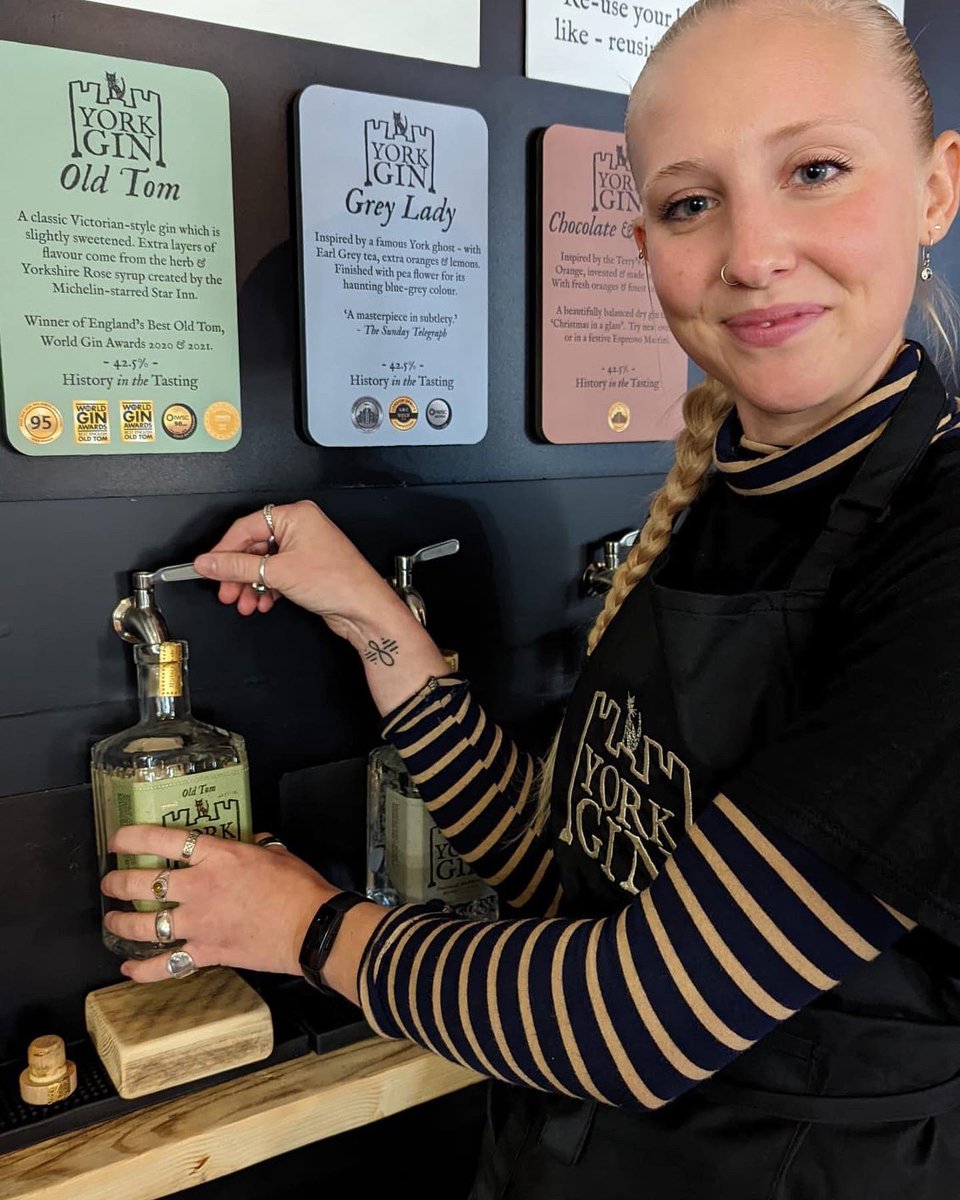 yorkgin's tweet photo. The York Gin shop’s eco-friendly bottle refill station is in the @yorkpress ♻️😀📰 

Bring along your own spirits bottle, we’ll refill it with your favourite gin - and we’ll knock £5 off. 😀

And this weekend, York residents get an extra 10% discount. 🥰

https://t.co/IRcPyyk7bF https://t.co/9Ud1aA4kIM