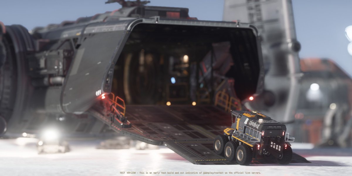 eMTee_SHAY's tweet photo. The new type loading ramps, which compensate for small unevenness of the ground and slide a little into the ground. #StarCitizen https://t.co/vgAhA0fYZL