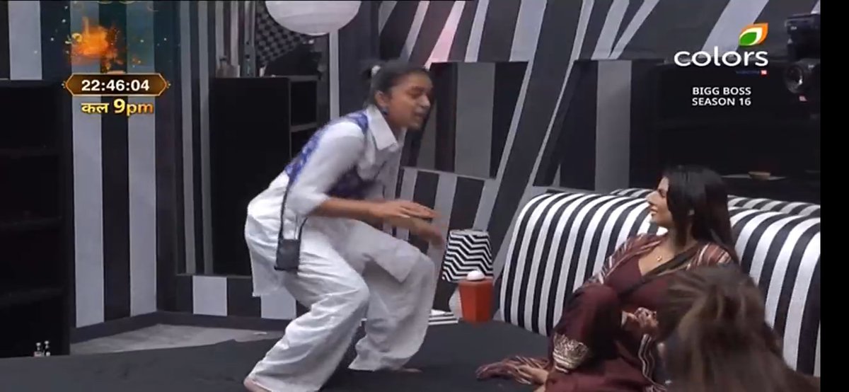 StarkMasud's tweet photo. Why did get so emotional while talking or fighting? Your voice seems you're crying while you're talking loudly 🙄
Don't overreact 🙄
#SumbulTouqeerKhan #BB16LiveFeeds #bb16 #biggboss16 @colorstv @beingsalmankhan https://t.co/XWTq07Z9ul