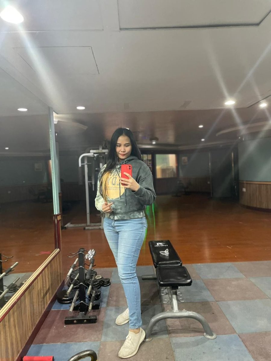 zoefit21's tweet photo. Who wana spank me 
- comment
like &amp; #retweet to be mutuals🖤#nsfwtwt #nsfw #horny #cumtribute #cocktribute  #sellingcontent #dm #bbc #slut #freaky #cute  #nudes #ass #thick #allnatural #snowbunny #nsfwtwtًًًٌٌٍِّ  #bwc #cocktribute #cumtributeِs https://t.co/JRjDxUg1jB