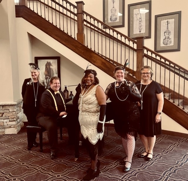 livebonaventure's tweet photo. Our friends and family night was a hit! Everyone had so much fun.

#retirementperfected #friendsandfamily #seniors #fun #seniorliving https://t.co/hhSX68y5OB